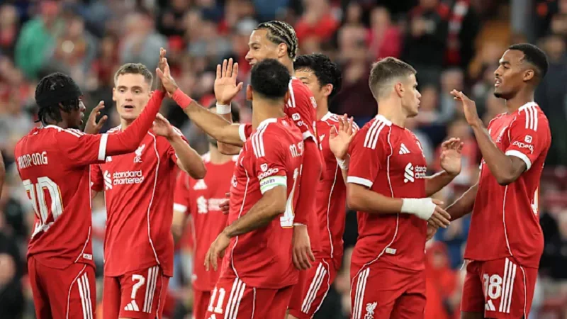 Phong độ Newcastle vs Liverpool đối lập nhau