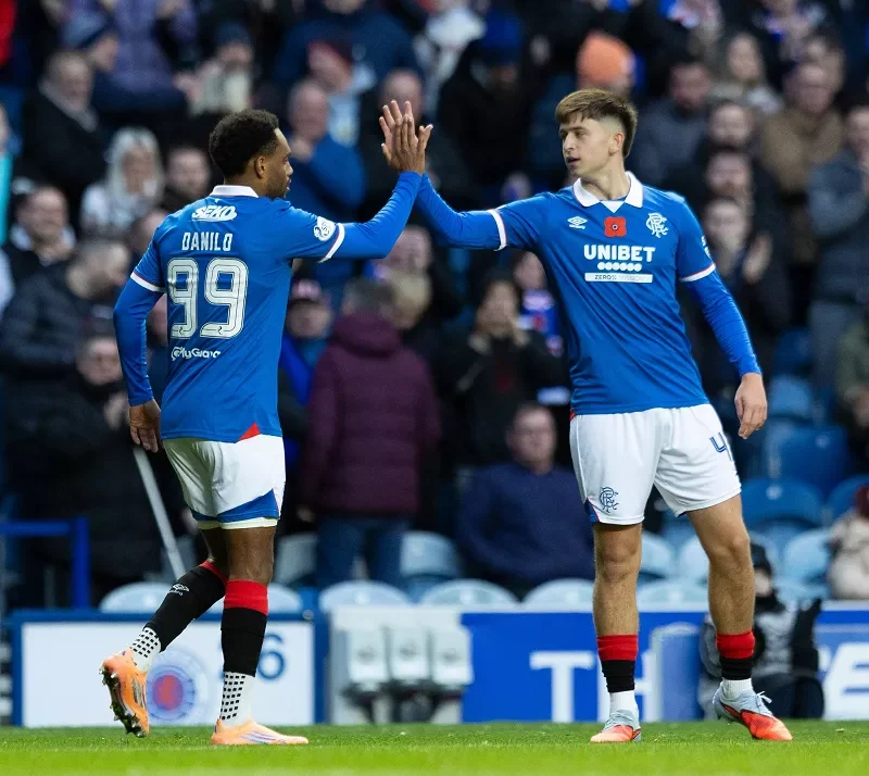 Phong độ của Rangers vs AS Roma đều thiếu ổn định